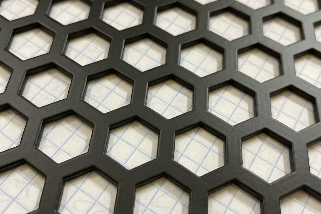 Обработка алюминиевого композита (АКП) - от фрезеровки до готовых конструкций